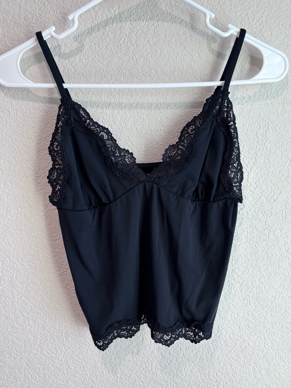 Rene Rofe Essentials Black Lace Trim Cropped Cami Tank Top Women’s Size Small